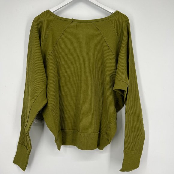 Free People Women's Santa Clara V-Neck Pullover Thermal Top Green XSmall NWT - Picture 3 of 6